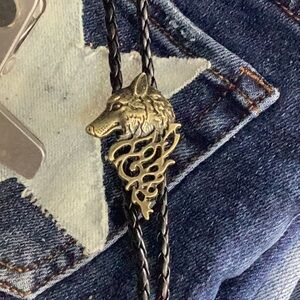 COPY - Wolf Bolo Tie